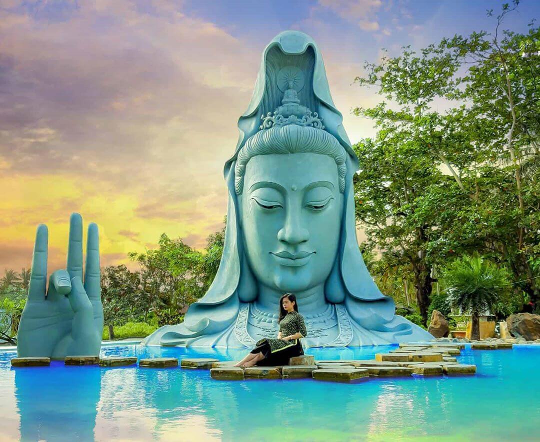Tour quy nhơn phú yên 1 ngày nên đi đâu? 12 Hồ Quan Âm Vô Cực