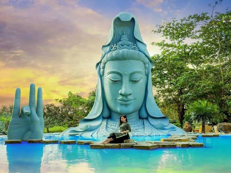 Chiêm ngưỡng vẻ đẹp linh thiêng, uy nghi bề thế