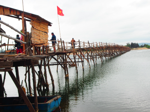 Cầu Gỗ Ông Cọp Phú Yên 5 cau go ong cop phu yen 4