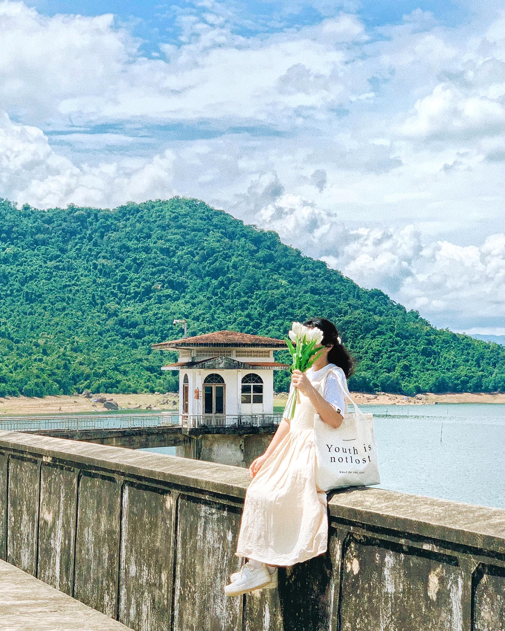 Hồ núi một 4 ho nui mot 3