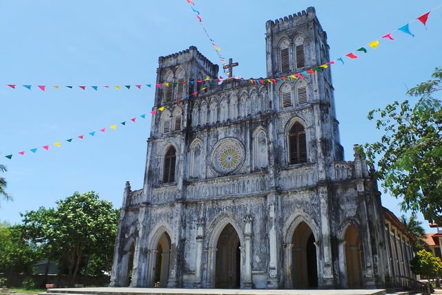 Nhà thờ Mằng Lăng 1 nha tho mang lang phu yen 1