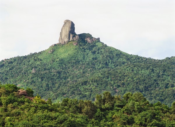 Núi Đá Bia 7 nui da bia phu yen 6