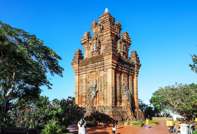 Du Lịch Đến Tháp Nhạn Phú Yên 4 thap nhan phu yen 6