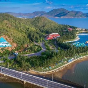 Chinh phục cảnh đẹp Quy Nhơn với tour Hòn Khô – Kỳ Co – Eo Gió 1 ngày