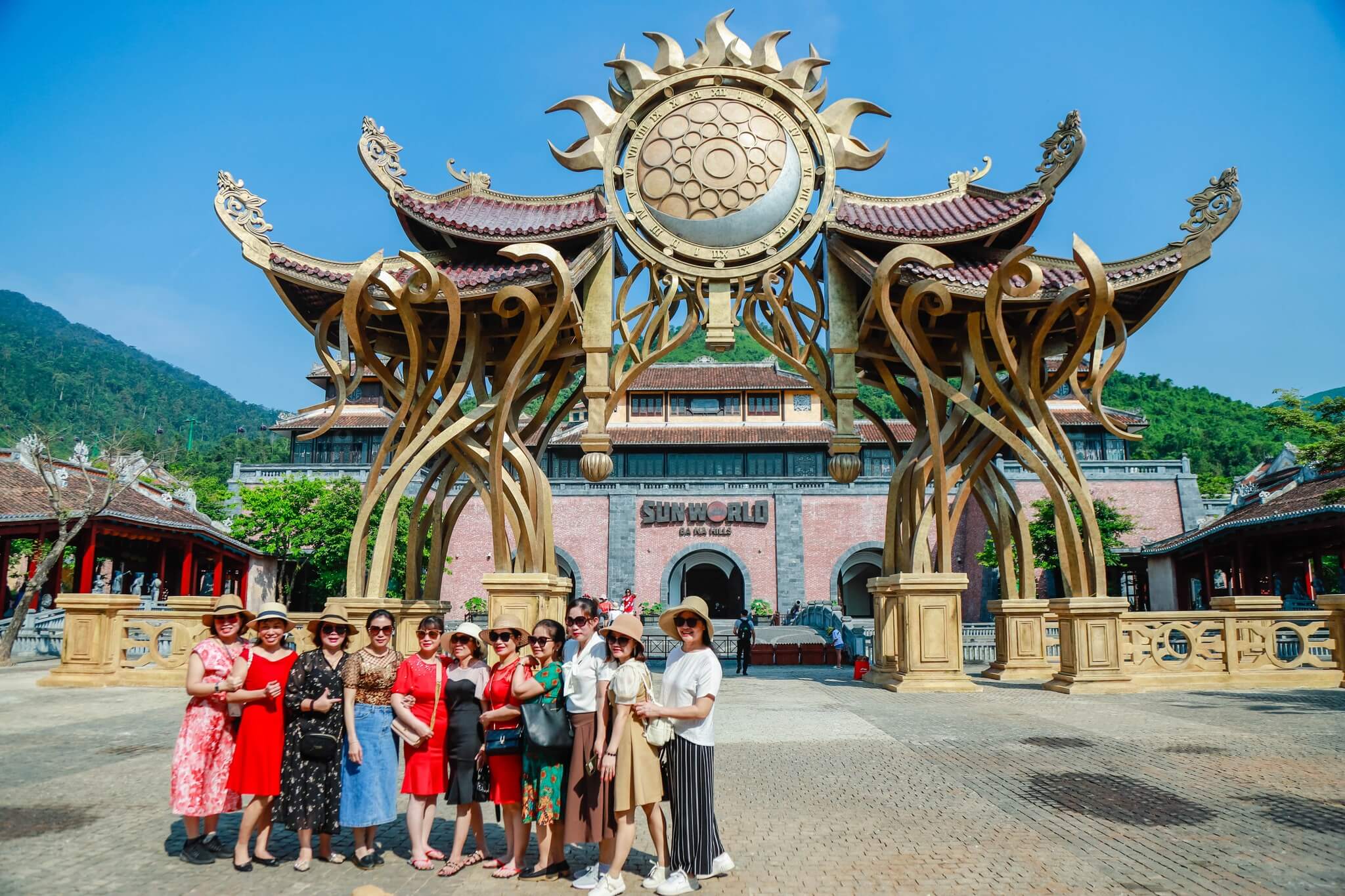 Tổng hợp tour Đà Nẵng 1 ngày HOT nhất: giá rẻ, nhiều ưu đãi 13 Tour Đà Nẵng 13