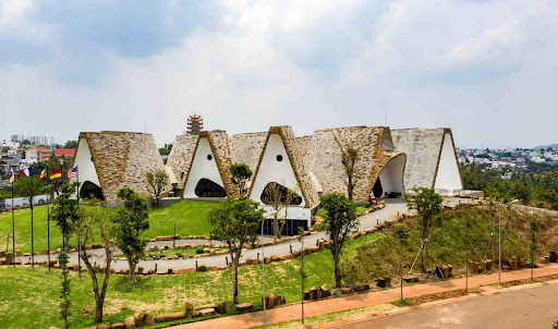 Tour Phú Yên - Quy Nhơn - Gia Lai - Buôn Ma Thuột có gì hấp dẫn? 4 tour phú yên quy nhơn gia lai buôn mê thuột