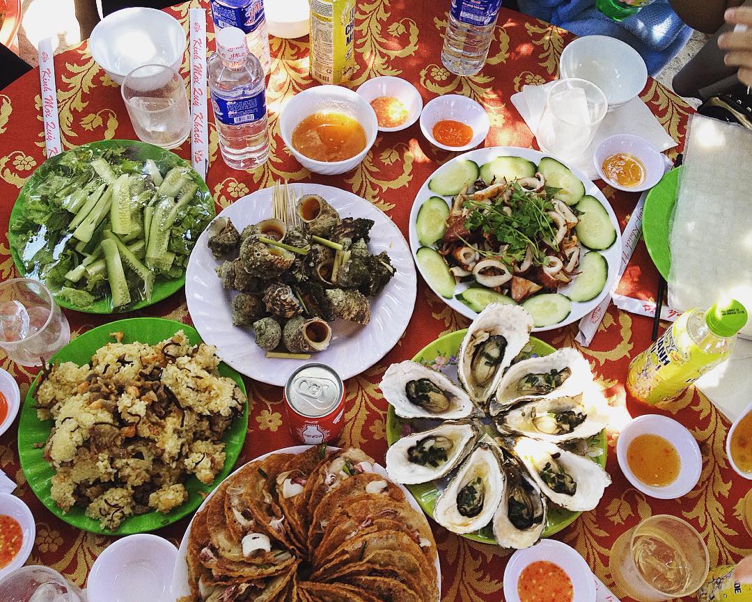 tour-phu-yen-quy-nhon-gia-lai-buon-me-thuot-14 Ăn trưa nghỉ ngơi