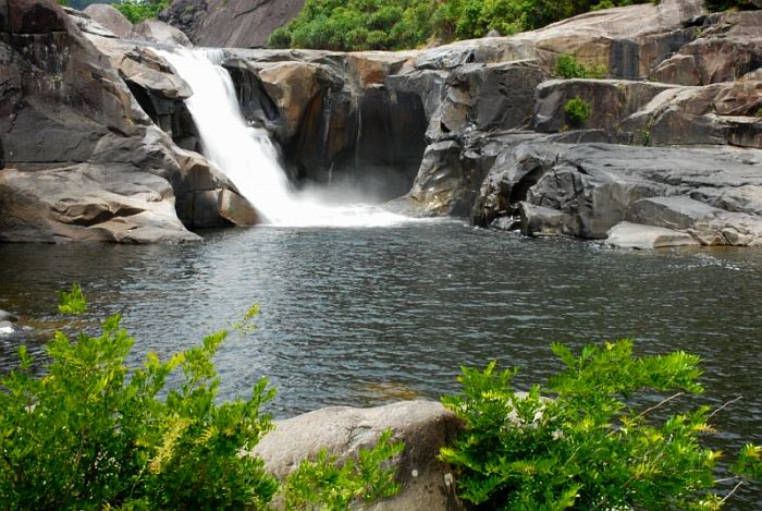 Vực phun Phú Yên 1 vuc phun phu yen 1
