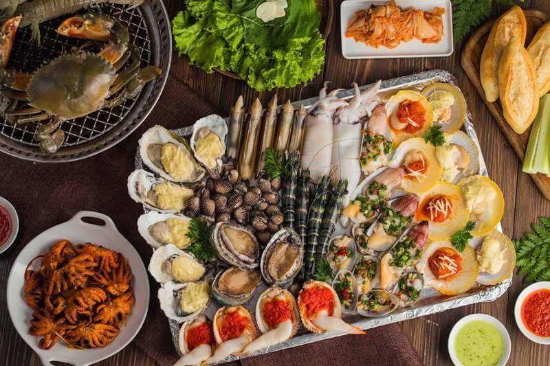 Kinh nghiệm đi tour Sài Gòn Quy Nhơn chi tiết nhất 2023 8 Bữa trưa chất lượng thơm ngon