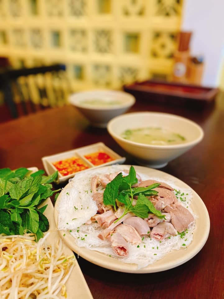 Bánh hỏi cháo lòng Quy Nhơn