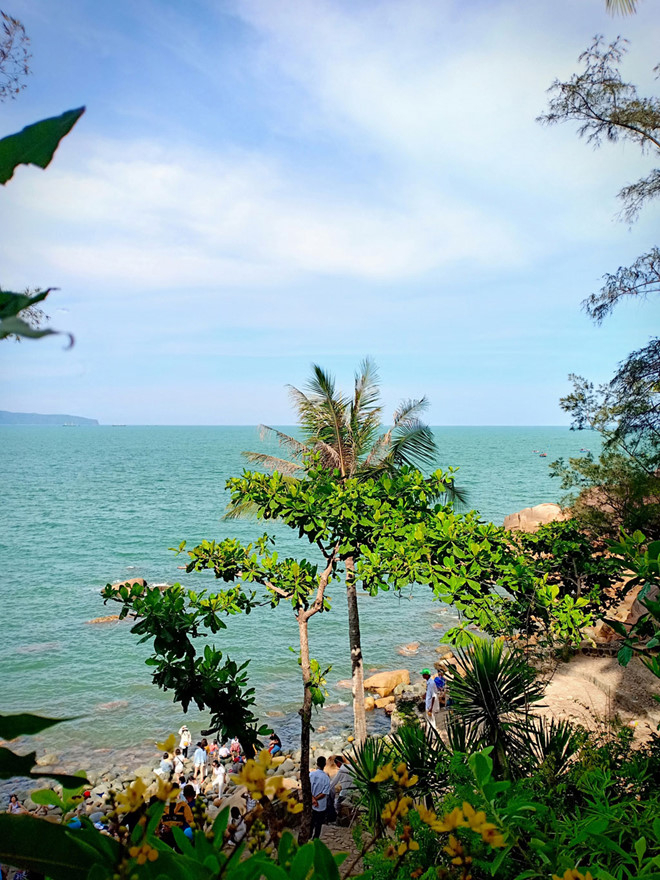 Bãi trúng gềnh ráng