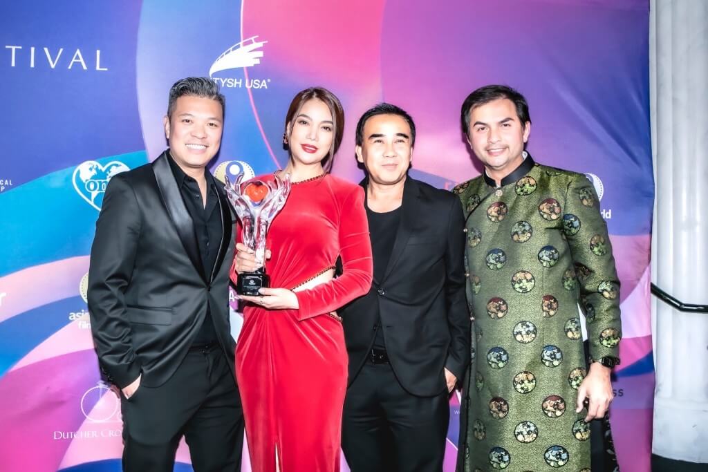 Liên hoan phim Châu Á Đà Nẵng 2023 có gì đặc sắc? 1 Đông đảo các dàn diễn viên nổi tiếng đến tham dự liên hoan phim