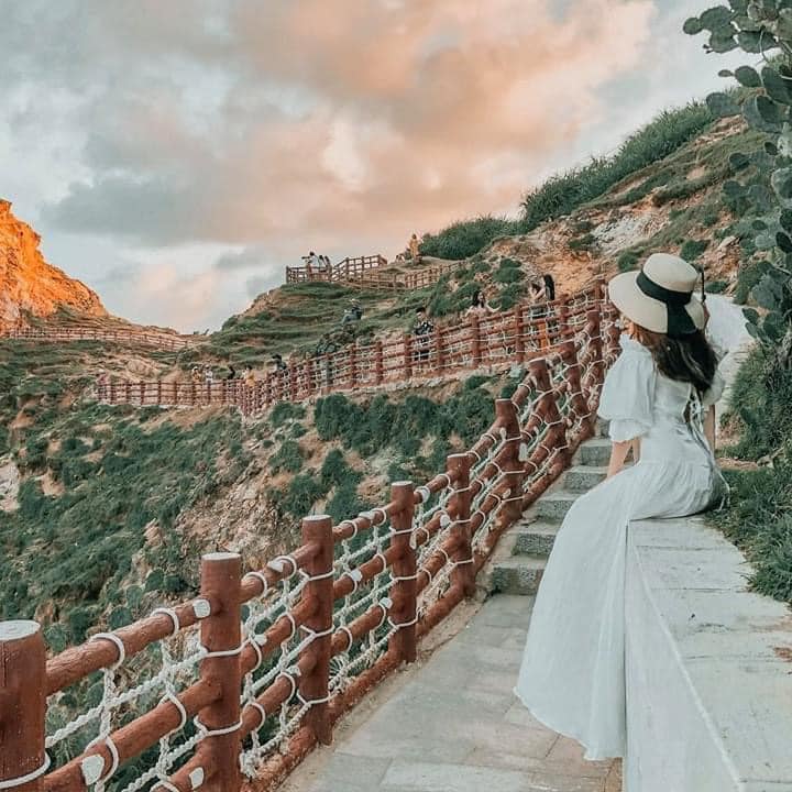 Tour Kỳ Co Eo Gió