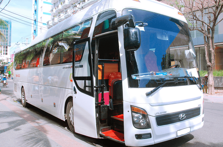 Thuê xe du lịch Đà Nẵng 45 chỗ giá rẻ