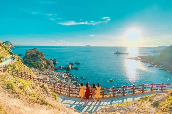 Tour Kỳ Co Eo gió Hòn Khô